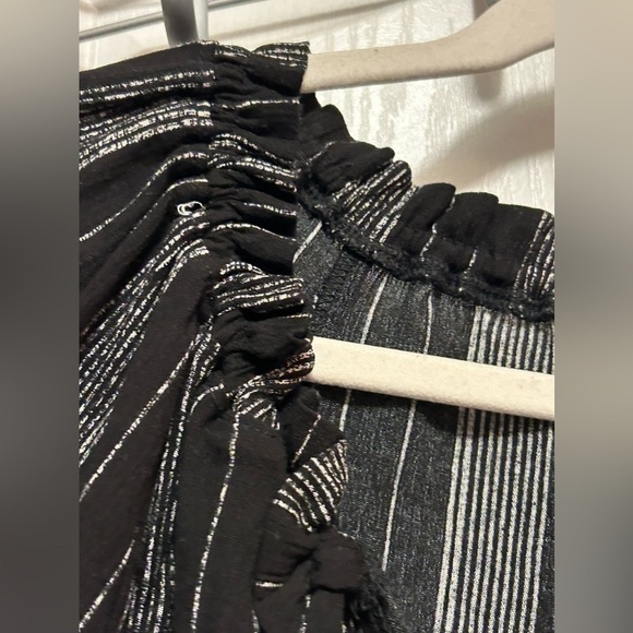 Blu Pepper boho blouse black white peasant sleeve women’s M striped top NWT - Picture 9 of 16